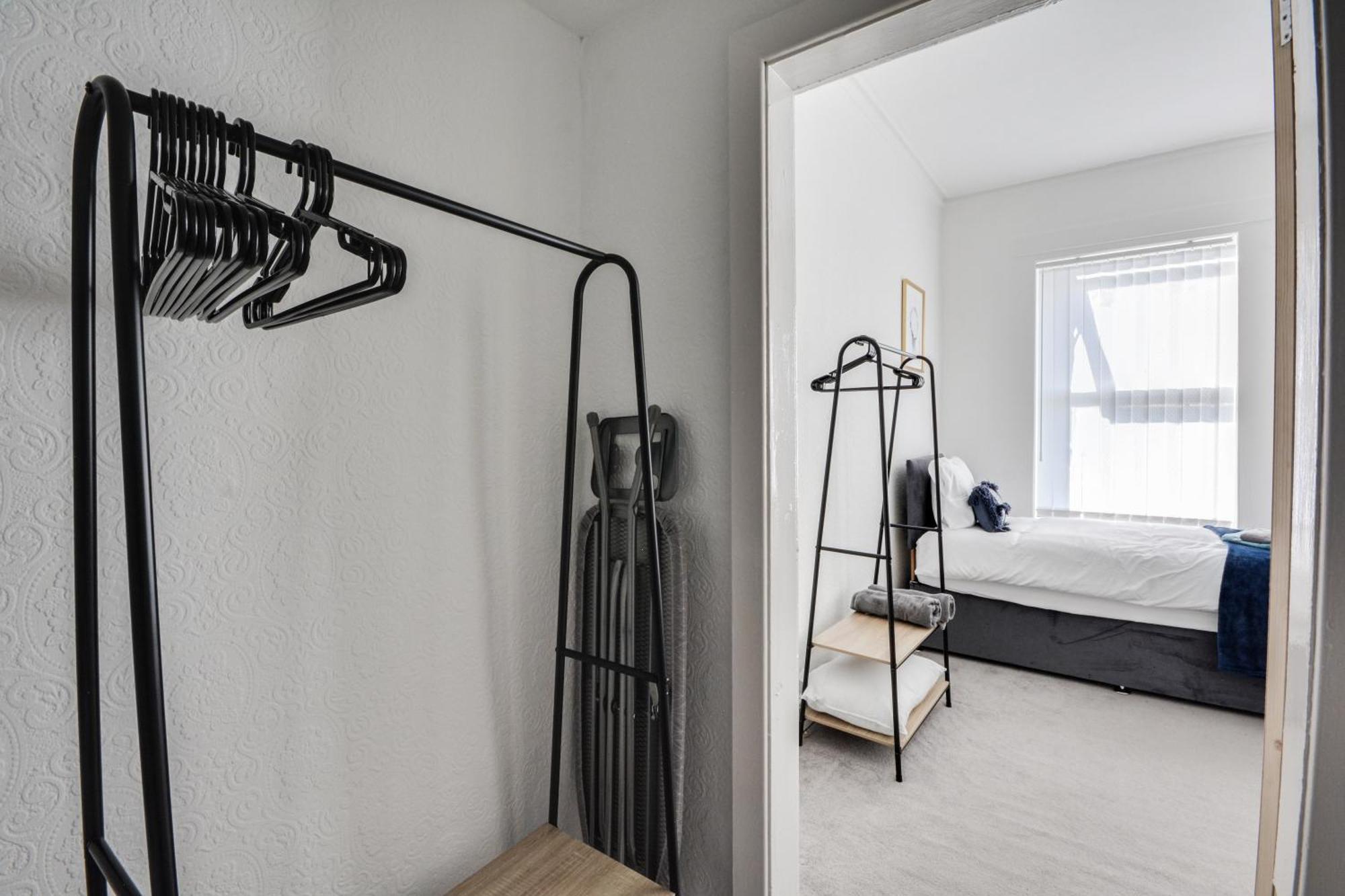 Stay With Alexandra 2 Free Parking - High Speed Free Wifi Liverpool Extérieur photo